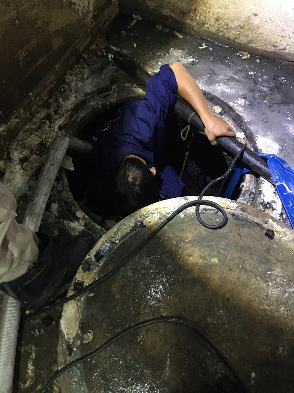 Thợ vận hành thiết bị an toàn hiệu quả